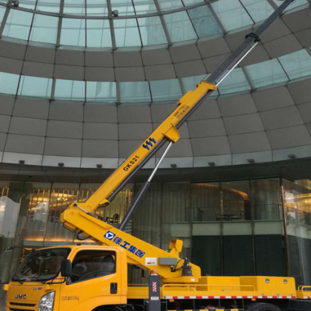 黄浦附近高空作业车租赁｜安全设备租赁｜高空安装|工程定制化方案｜亿立达设备租赁